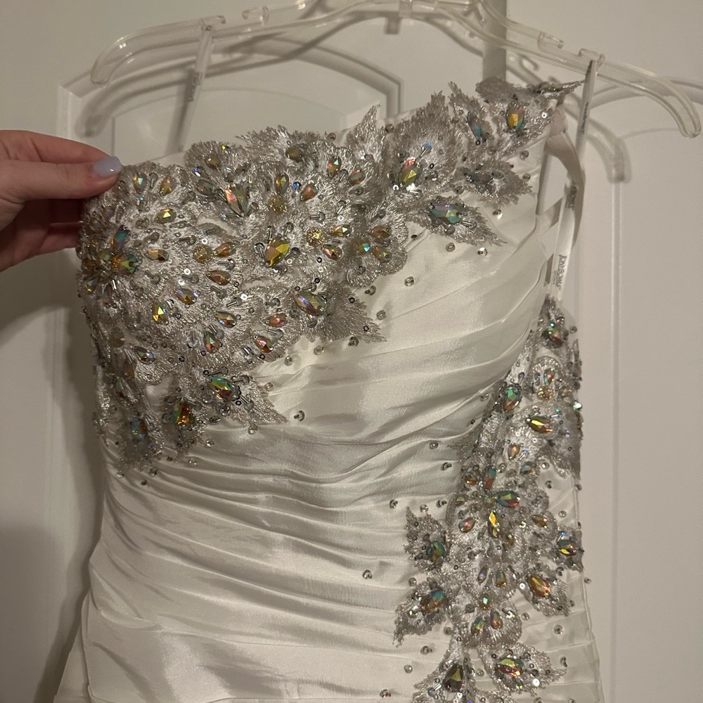 Tony Bowls Le Gala gown